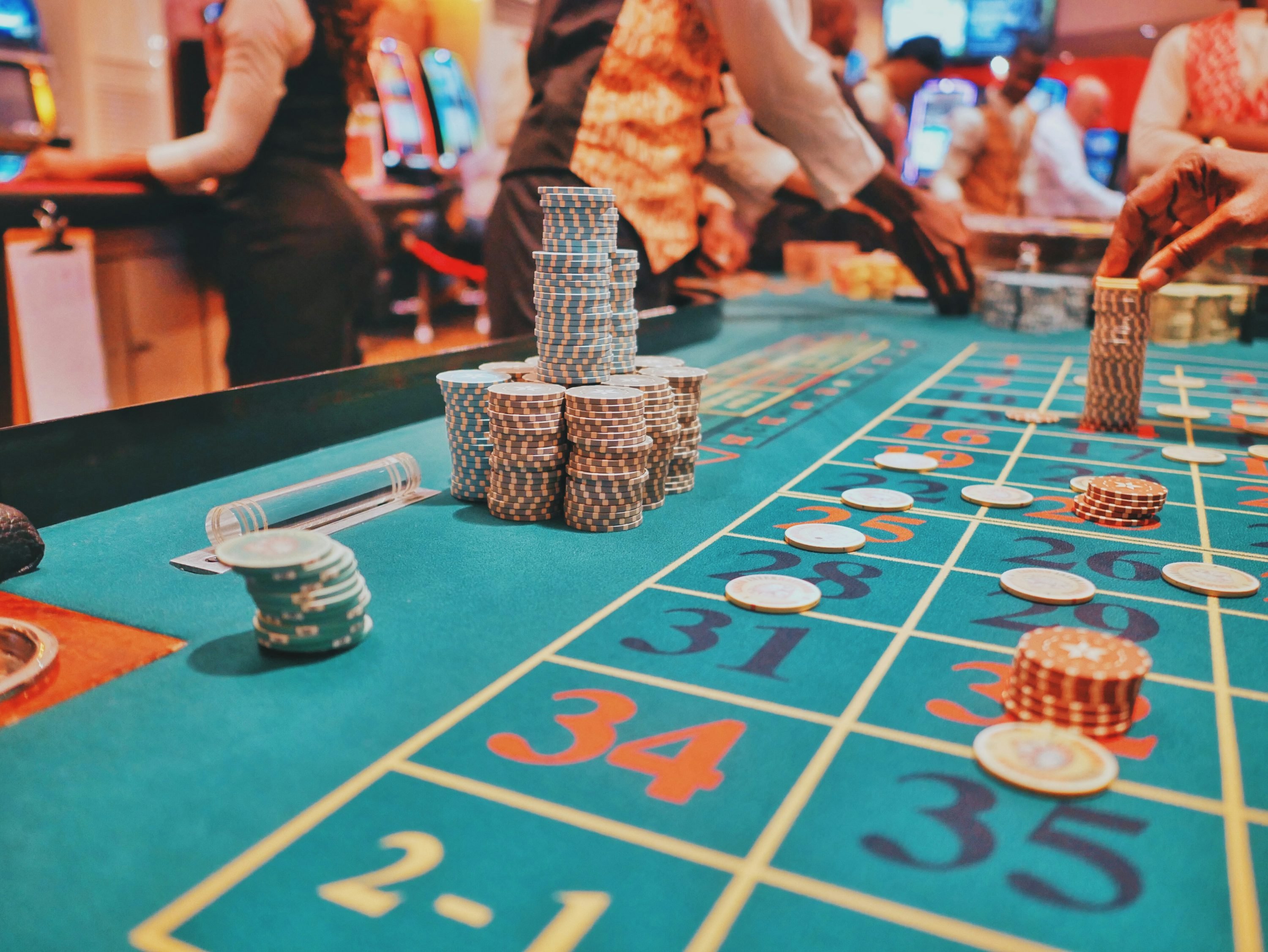 phjoy login casino games interface showing slots and live dealer options